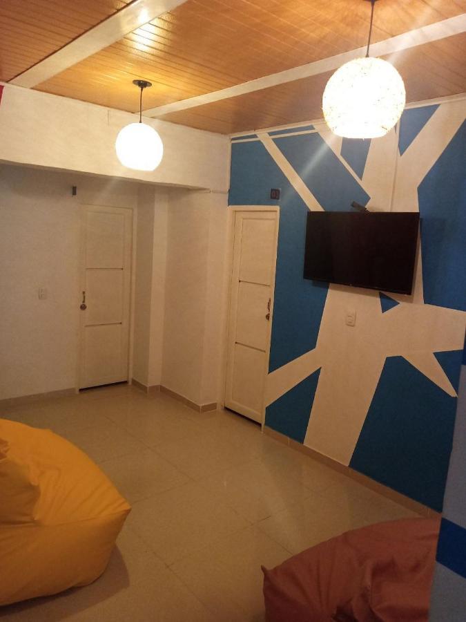 The Mural Hostel Богота Экстерьер фото